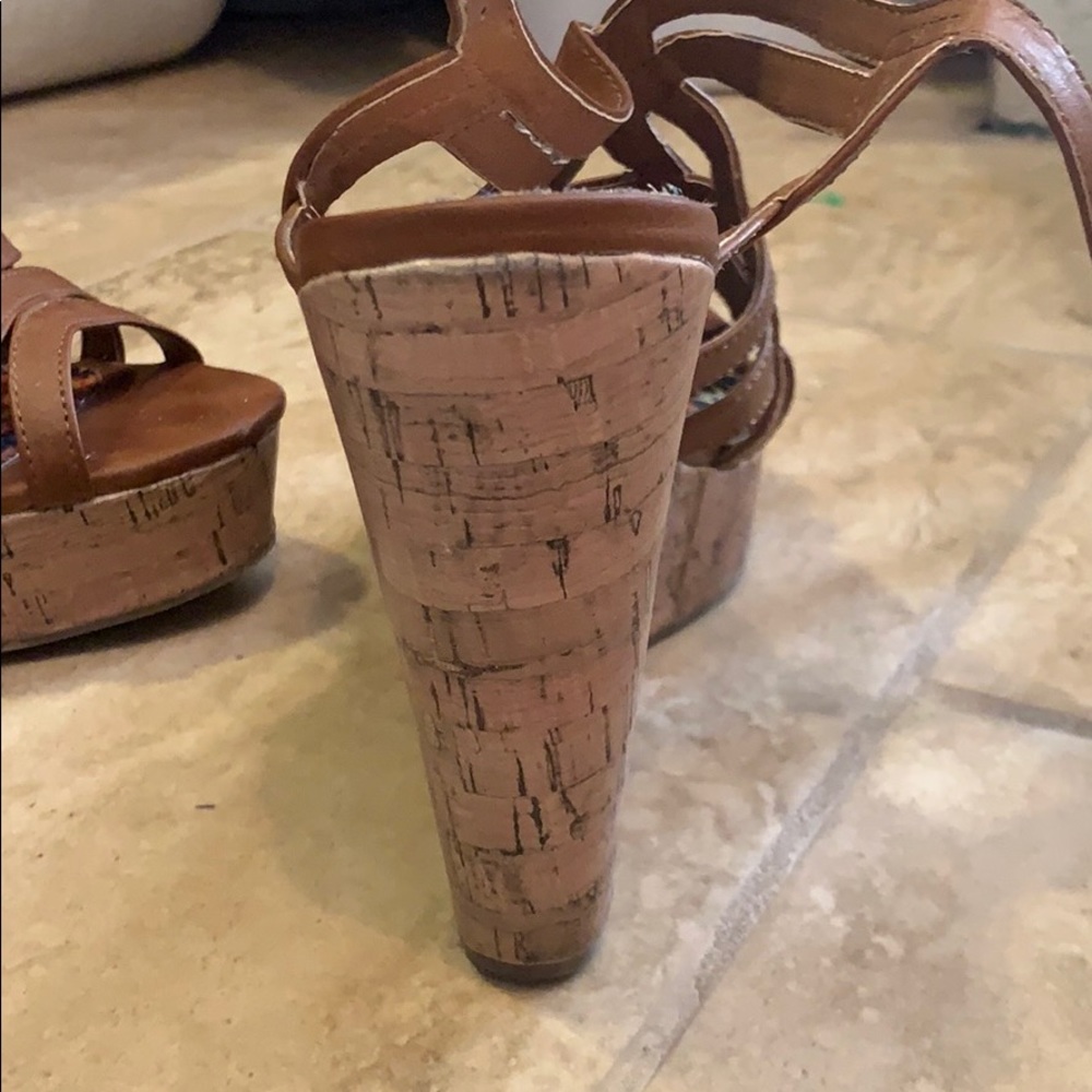Shoes - Picture 3 of 3